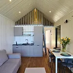 Mazury Resort-nowoczesna Stodola 10 M Od Jeziora,prywatna Plaza, Wifi Holiday home Makosieje
