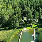 Mazury Resort-nowoczesna Stodola 10 M Od Jeziora,prywatna Plaza, Wifi Makosieje