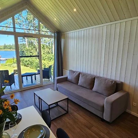 度假居 Mazury Resort-nowoczesna Stodola 10 M Od Jeziora Makosieje