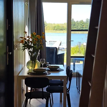 Mazury Resort-nowoczesna Stodola 10 M Od Jeziora 度假居 Makosieje